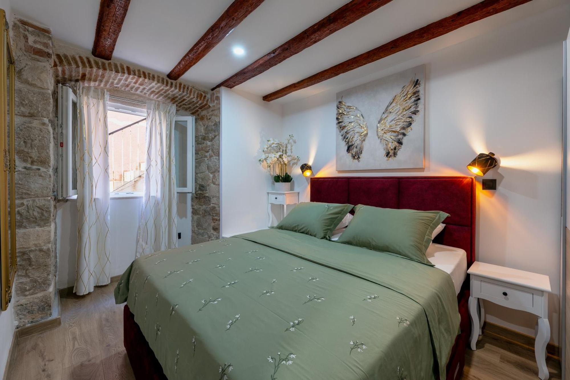 Appartement Bernard Deluxe Renovated Peaceful Old Town Gem à Split Extérieur photo