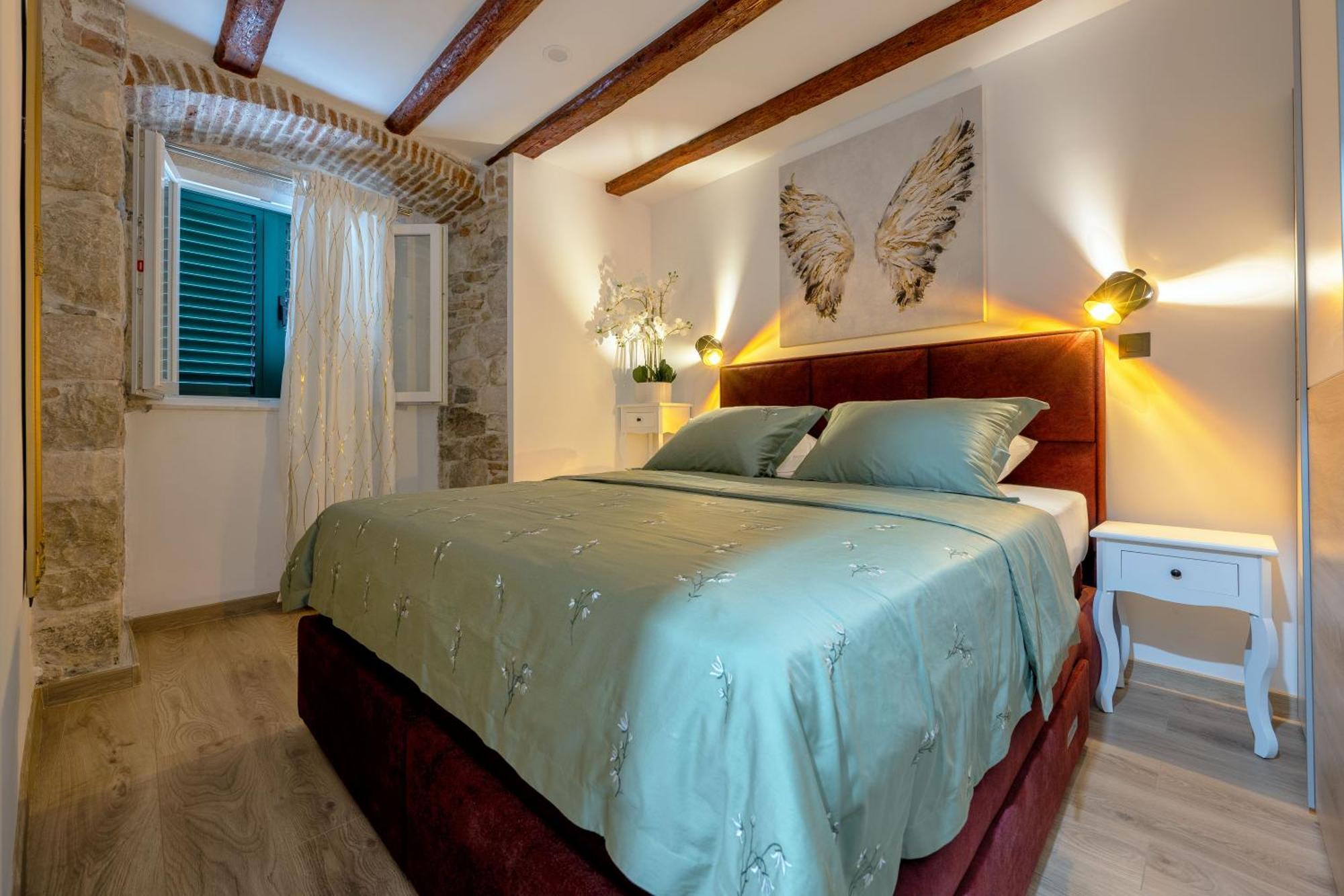 Appartement Bernard Deluxe Renovated Peaceful Old Town Gem à Split Extérieur photo